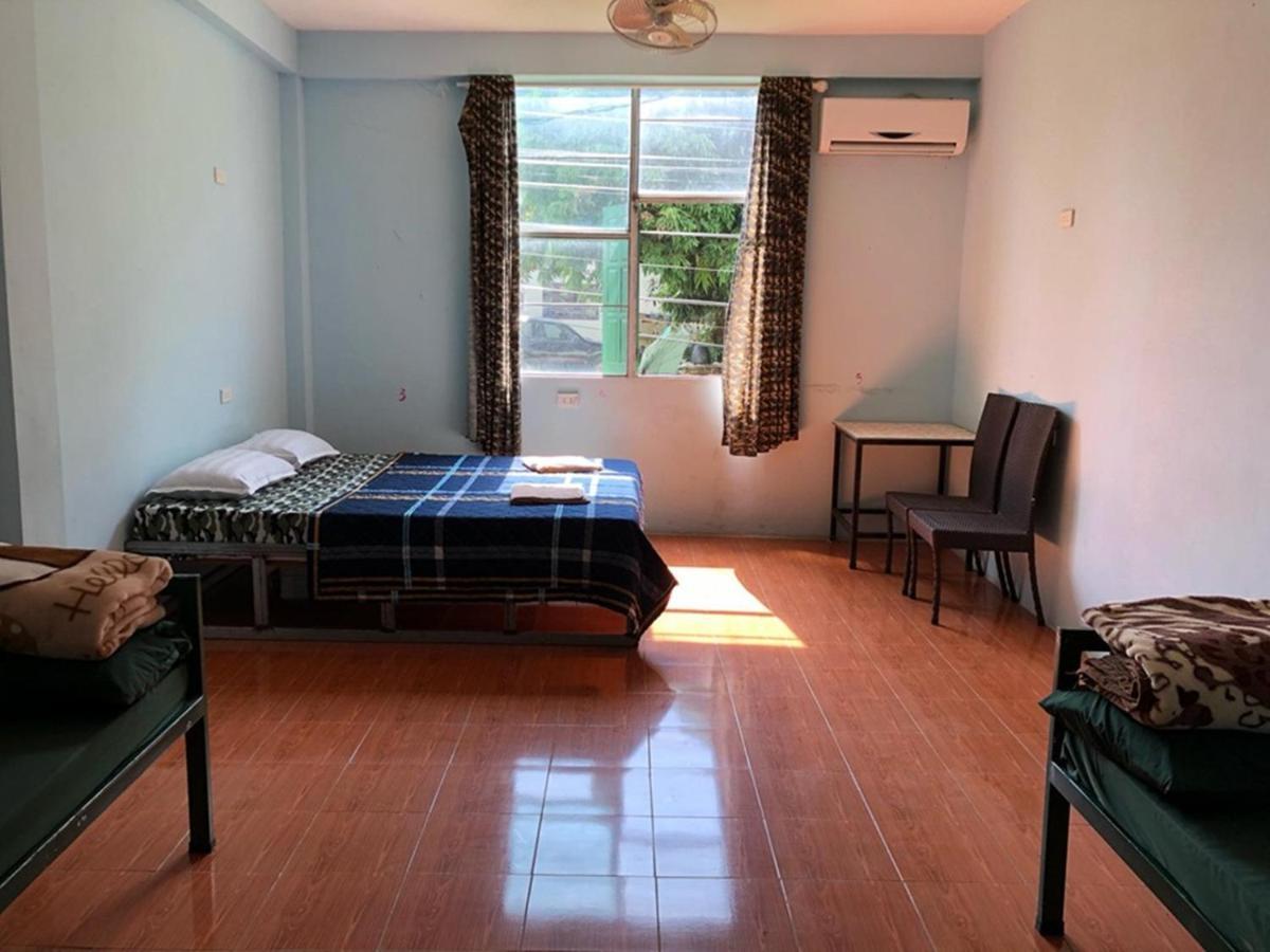 Army Barracks Guesthouse Vang Vieng Exterior foto